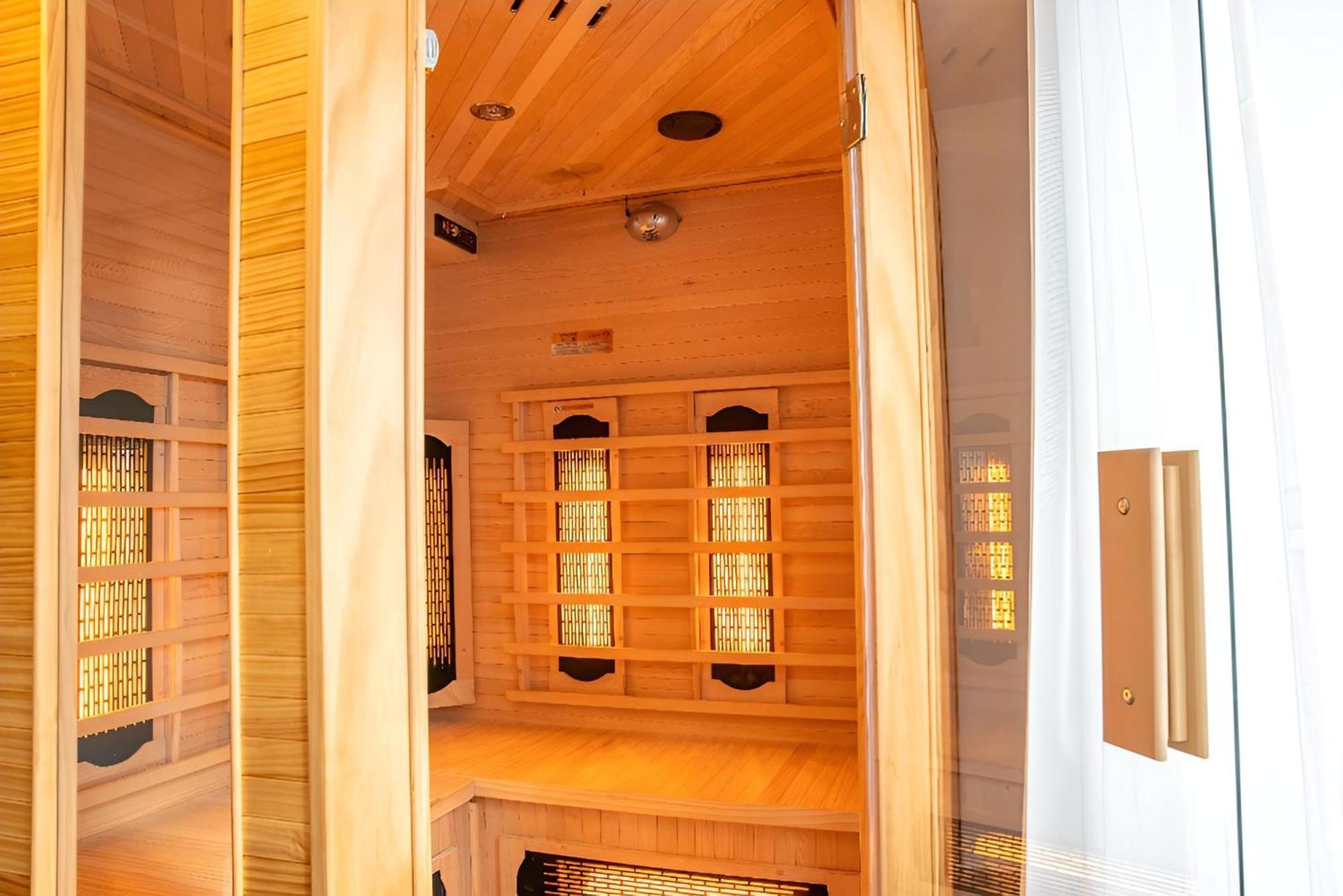 Apartment Living Timeless- Black Forest Moments Mit Sauna Fuer 8 Personen In Huefingen